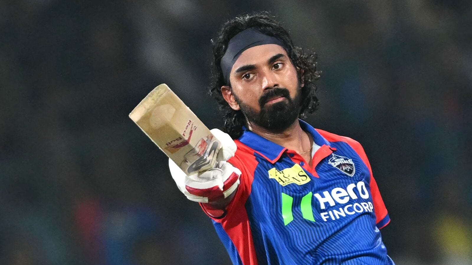 Which Indian Cricketer Scored a Century on his Odi Debut?